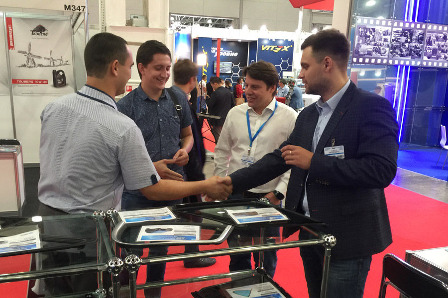 亿万28俄罗斯亮相2016 莫斯科国际车展